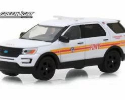 2017 Ford Interceptor Utility Commissioner Liaison, Fire Department City Of New York (FDNY) - Greenlight 30012/48 - 1/64 Scale Diecast Model Toy Car
