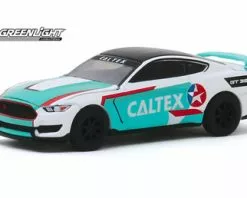 2019 Ford Mustang Shelby GT350R, Caltex Racing - Greenlight 30133/48 - 1/64 Scale Diecast Car