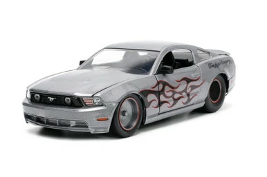 2010 Ford Mustang GT, Silver - Jada Toys 34039/4 - 1/24 Scale Diecast Model Toy Car 3 2010 Ford Mustang GT, Silver - Jada Toys 34039/4 - 1/24 Scale Diecast Model Toy Car