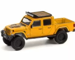 2020 Jeep Gladiator With Off-Road Parts, Yellow - Greenlight 35210/48 - 1/64 Scale Diecast Car