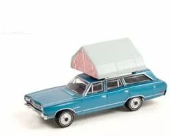 Greenlight 69 Plymouth Satellite Station Wagon Rooftop Sleeper Tent 38010B/48 1/64 Scale Diecast Model Toy Car
