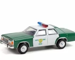 Miami-Dade Police Department 1983 Ford LTD Crown Victoria, Ace Ventura: Pet Detective - Greenlight 44930B/48 - 1/64 Scale Diecast Model Toy Car