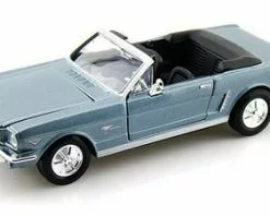 Motor Max 1964.5 Ford Mustang Convertible- Motormax Premium American 73212 - 1/24 Scale Diecast Model Car