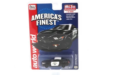 2017 Ford Mustang GT, Black With White - Auto World CP7475-24 - 1/64 Scale Diecast Model Toy Car 3 2017 Ford Mustang GT, Black With White - Auto World CP7475-24 - 1/64 Scale Diecast Model Toy Car